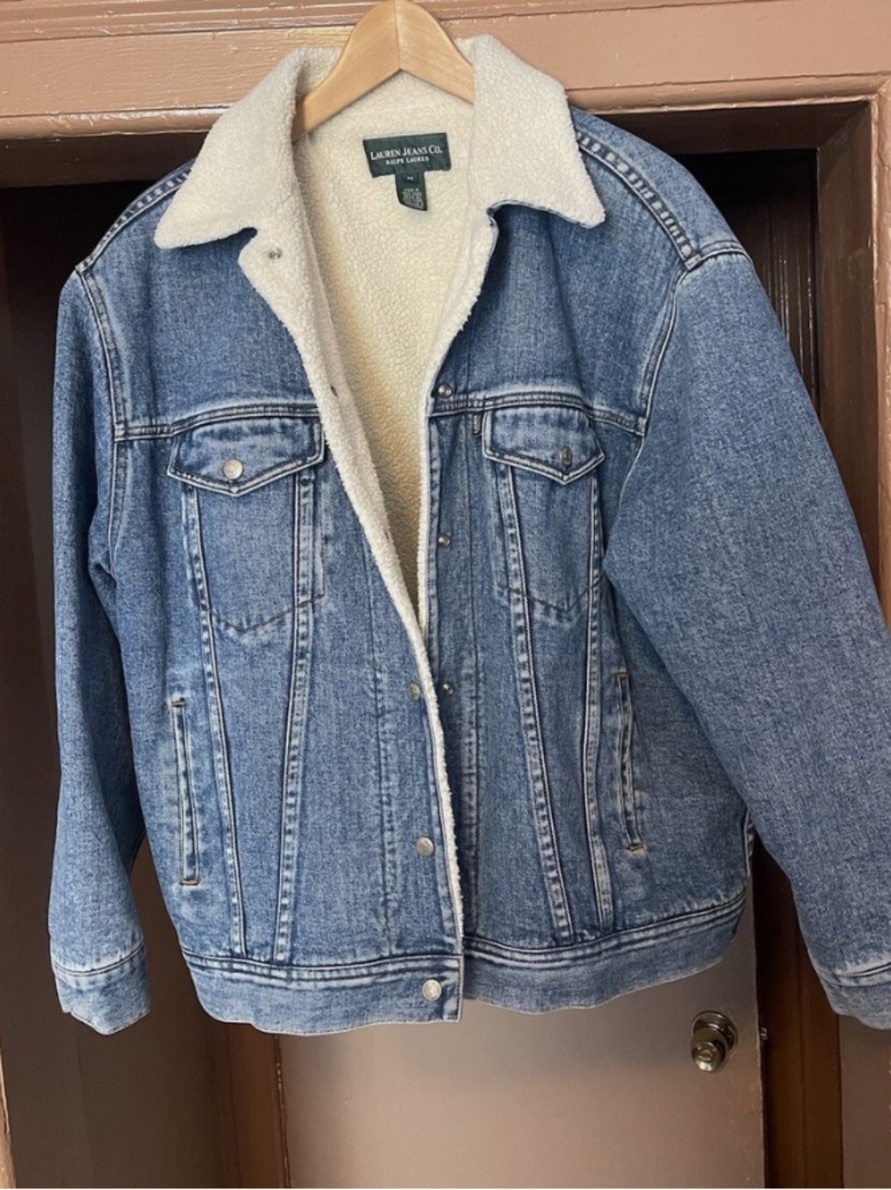 Ralph Lauren Light Blue Denim Jacket with Cream Sherpa Lining vintage L